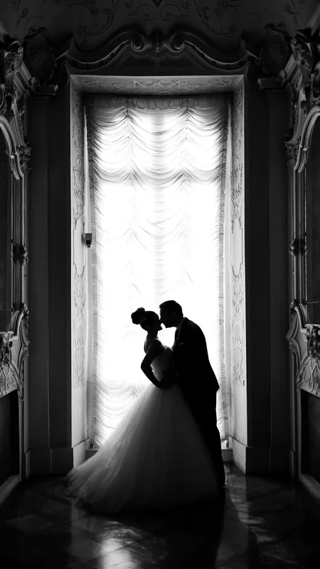 Brautpaar beim Paarshooting - Hochzeitsfotograf Stuttgart